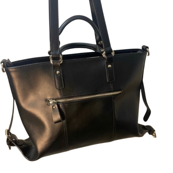 kattee Handbags - Kattee Black Leather Purse with Silky Brown Interior EUC